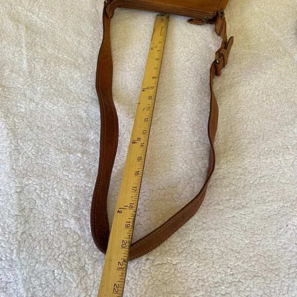 Vintage Fossil Genuine Leather Brown Cross Body Bag - Picture 5 of 14